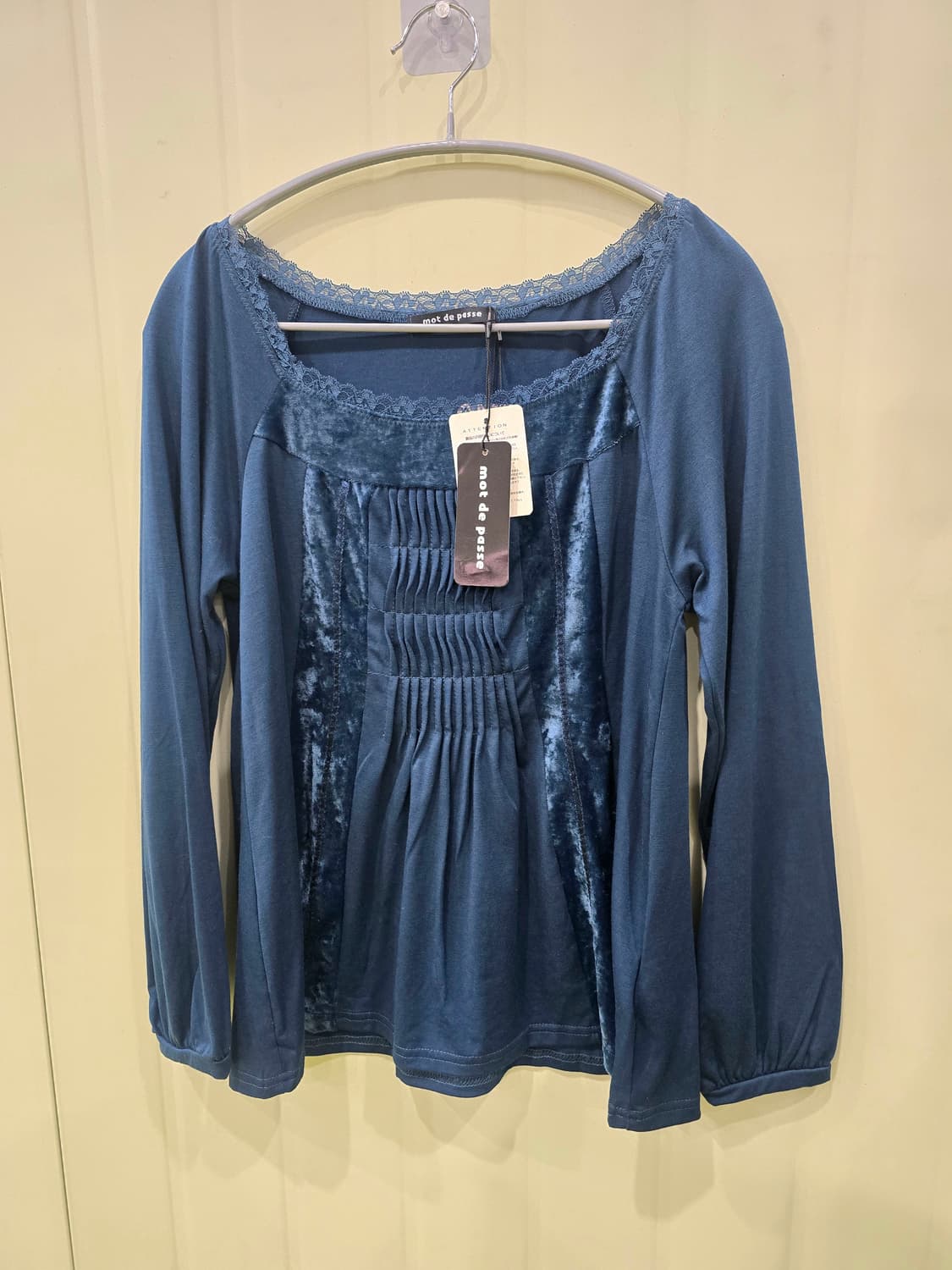 벨벳 블라우스 (일본 브랜드)  상품이미지1