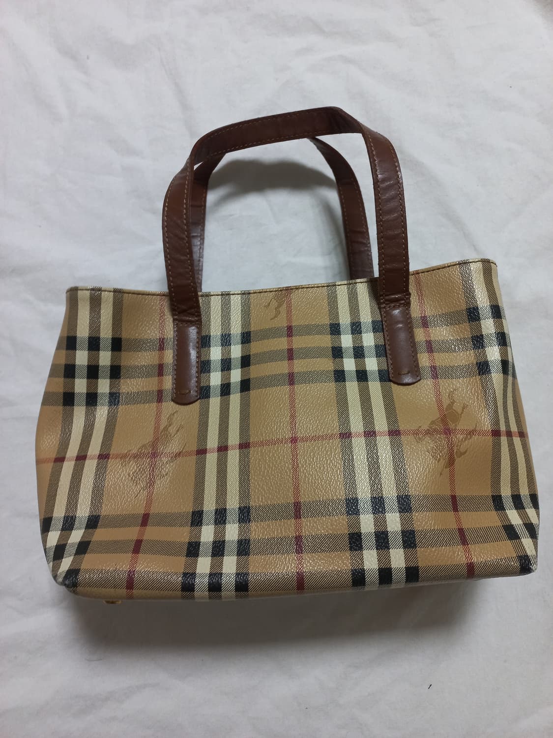 버버리 체크 토트백 상품이미지3