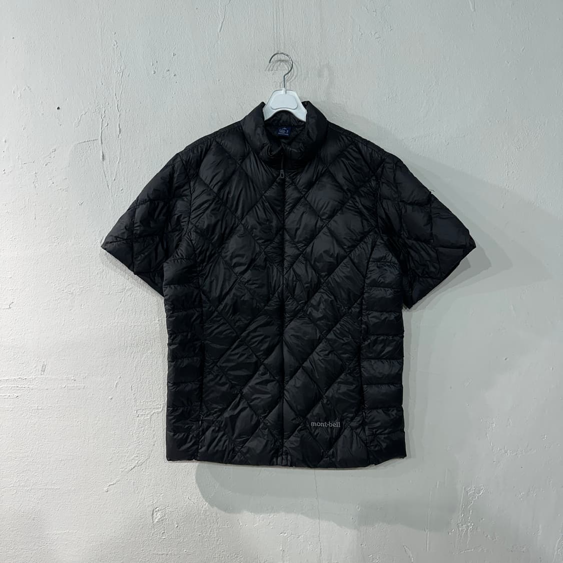 몽벨 구스다운 반팔 경량패딩 L 상품이미지1