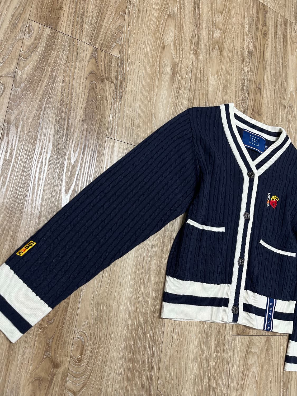 로맨틱 크라운 케이블 가디건 M 우먼스 상품이미지2