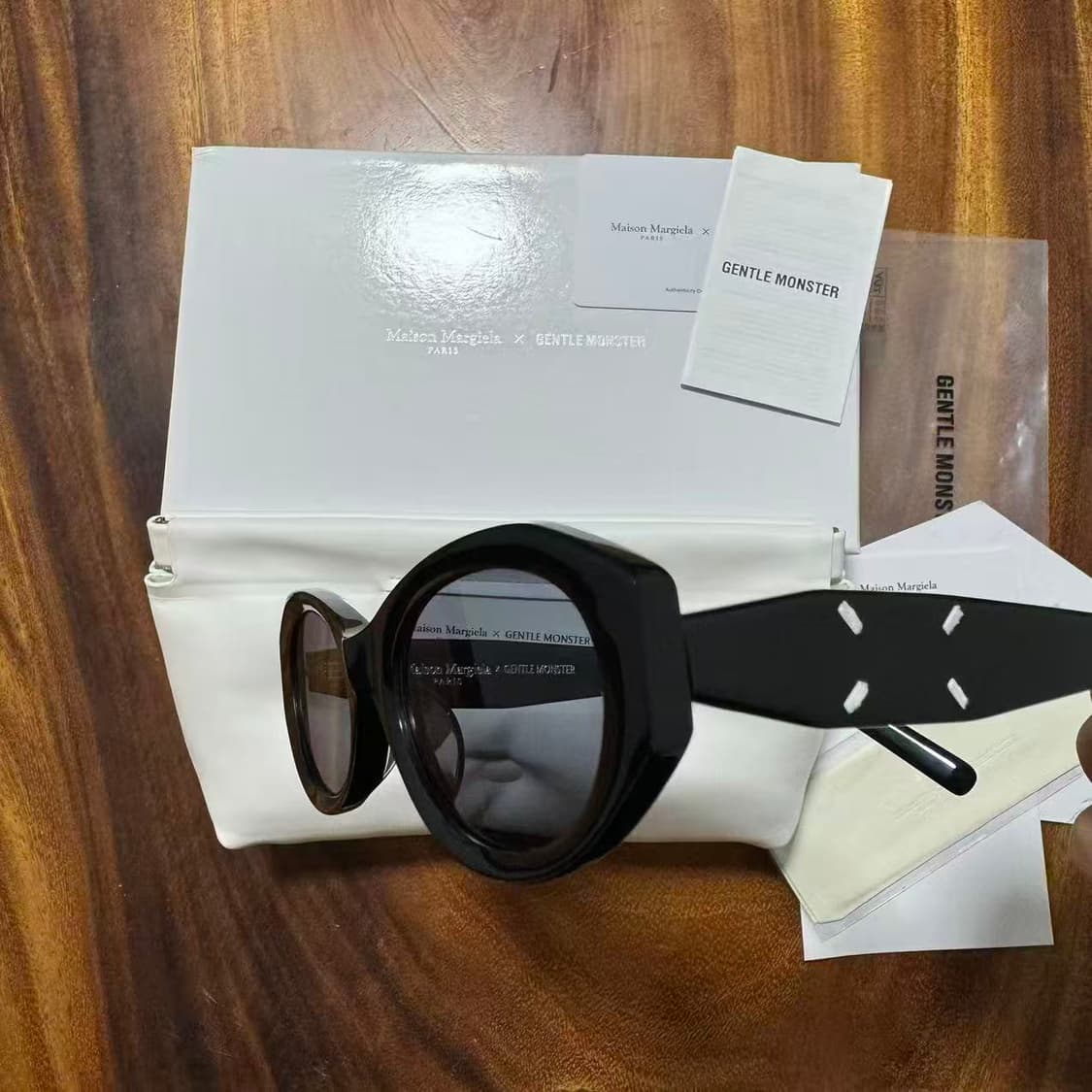 (정품)젠틀몬스터x메종마르지엘라 MM204 01 선글라스 상품이미지3