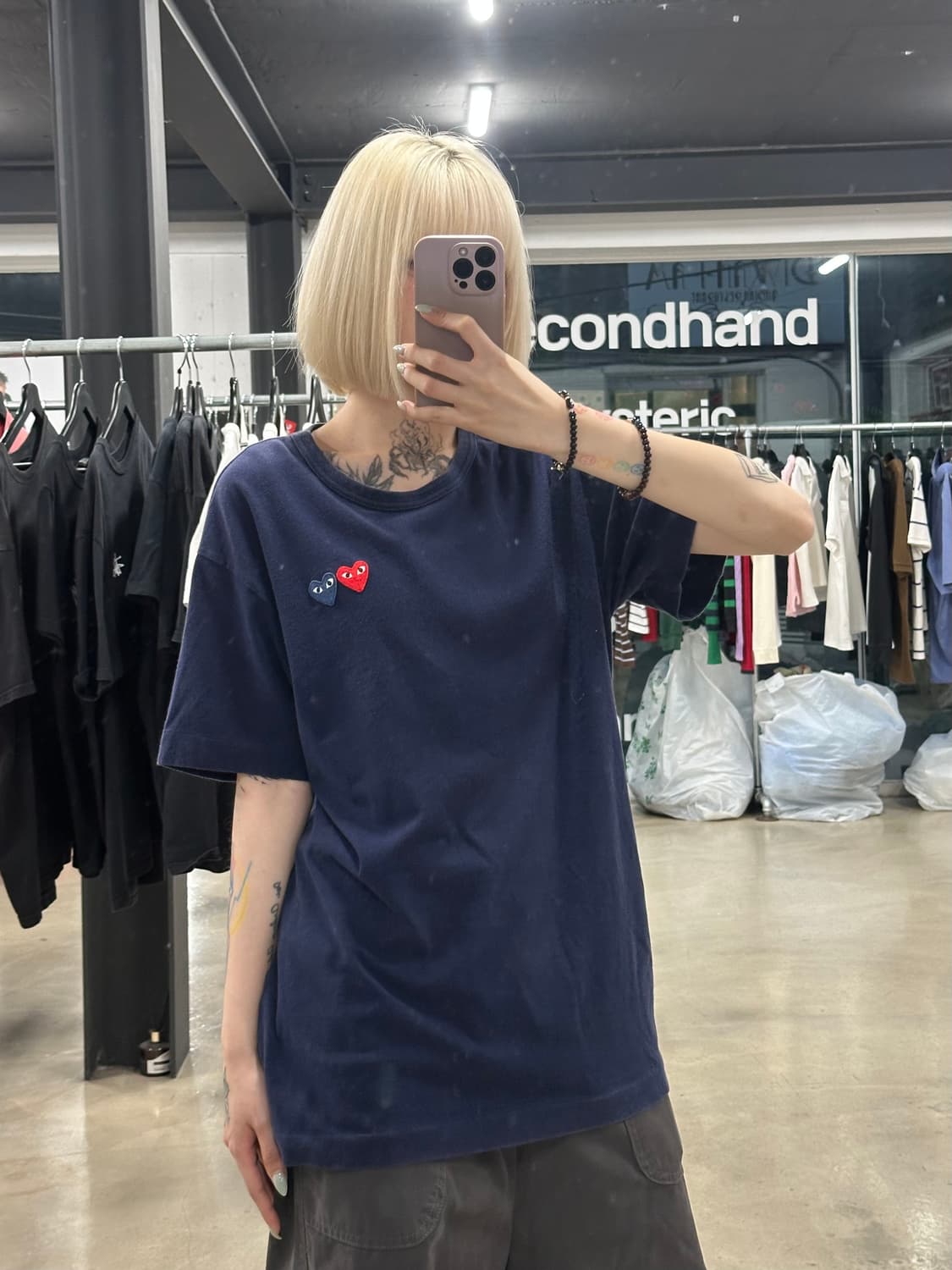 꼼데가르송 네이비 더블 하트 반팔 티셔츠 상품이미지4