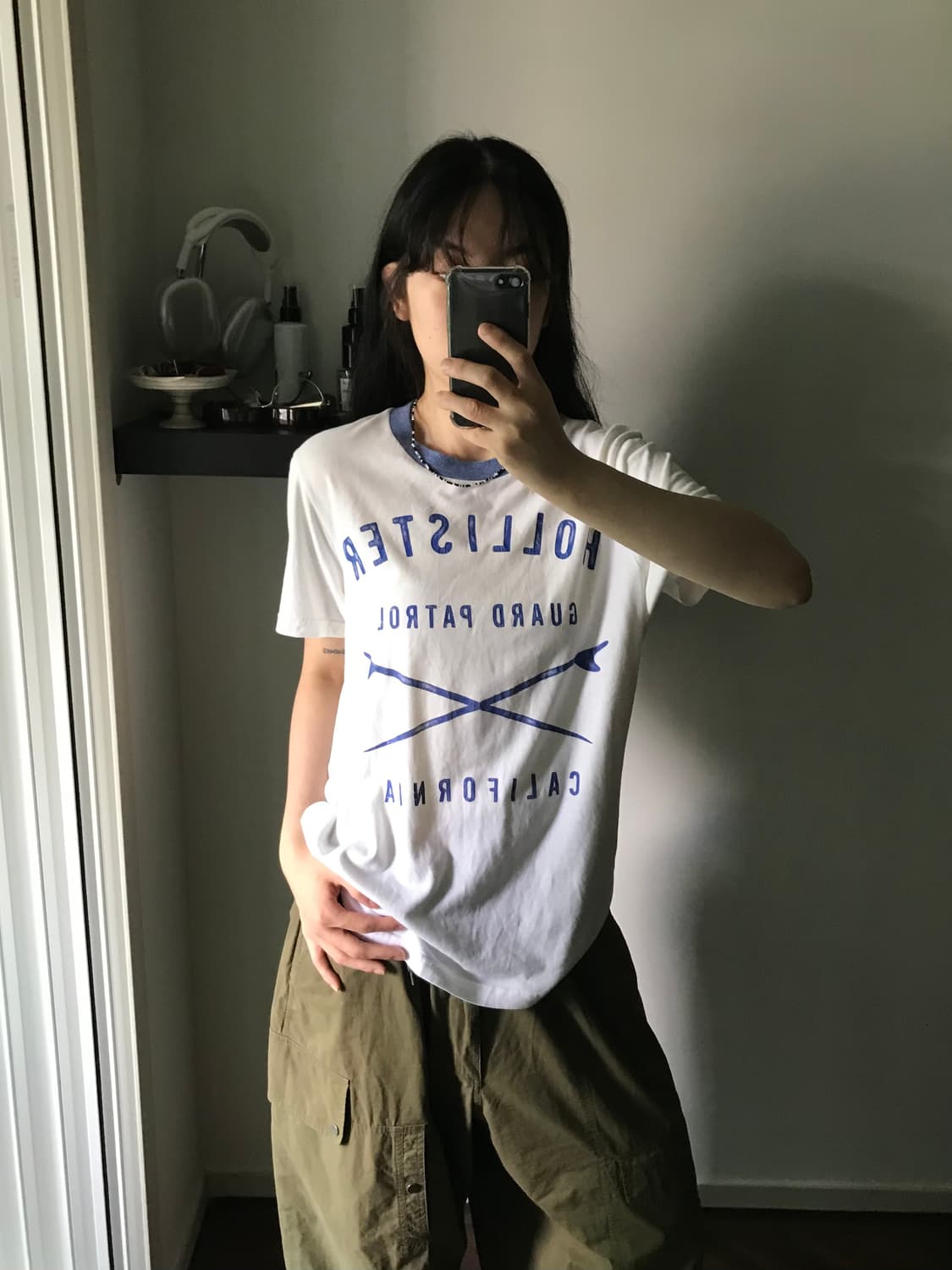 홀리스터 중앙 프린팅 아이보리 반팔티 상품이미지4
