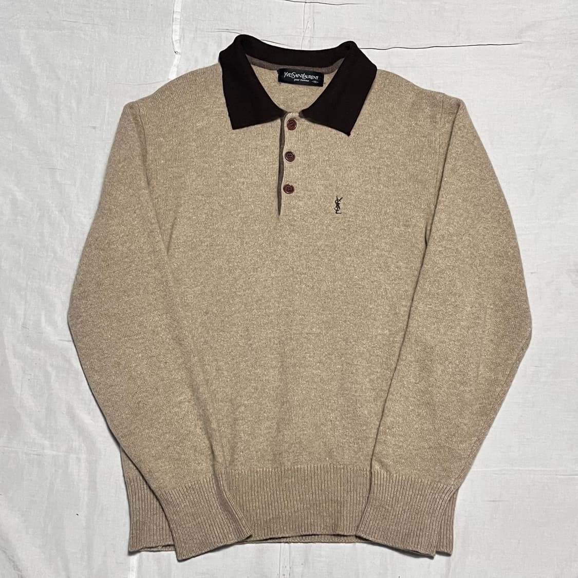 M(95) 입생로랑 뿌르 옴므 베이지 버튼업 카라티 상품이미지2