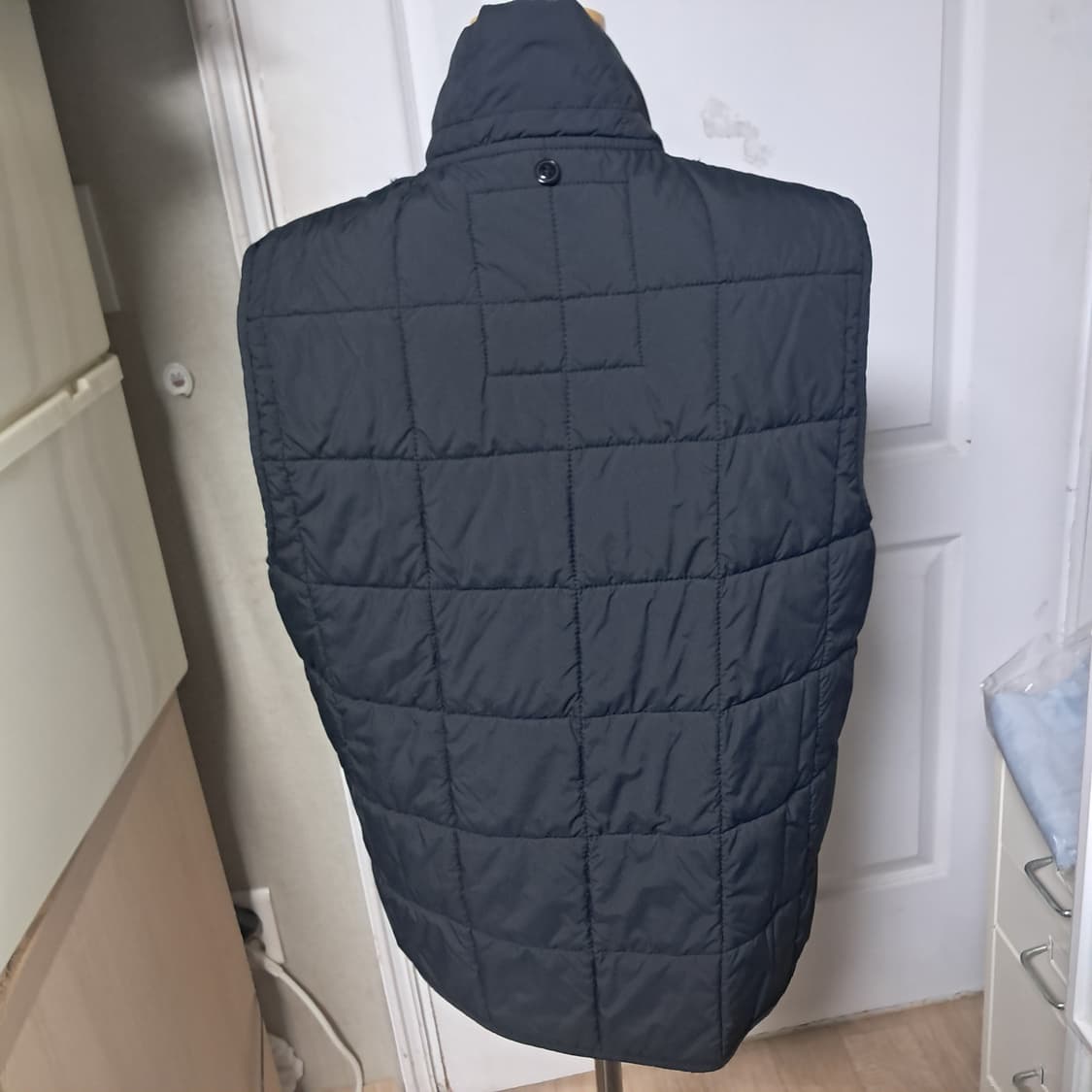 타미힐피거 남성 니트집업 가디건 패딩베스트 내피 M 상품이미지7