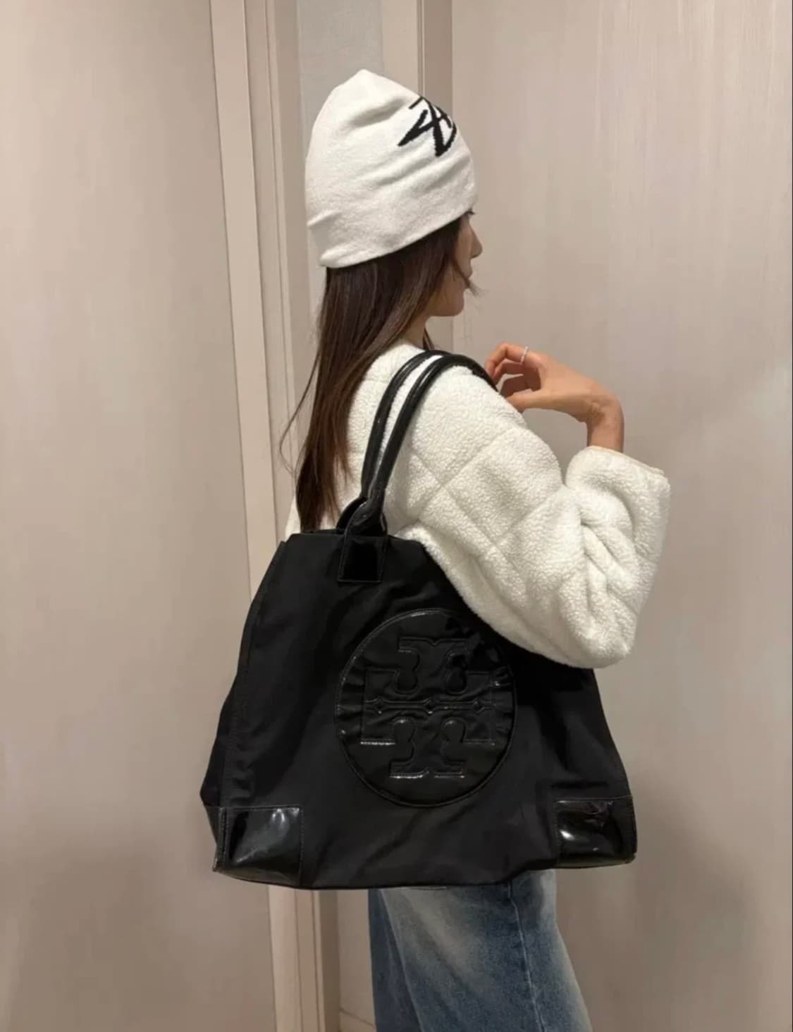 토리버치블랙라지토트백 상품이미지3