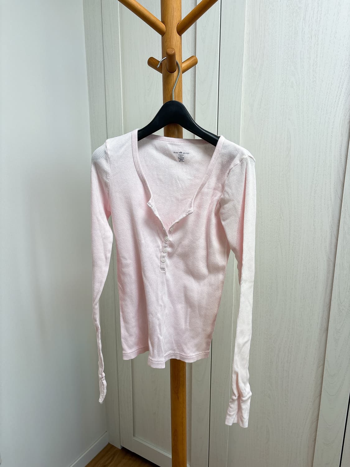 브랜디멜빌 긴소매 헨리넥 티셔츠 핑크 상품이미지2