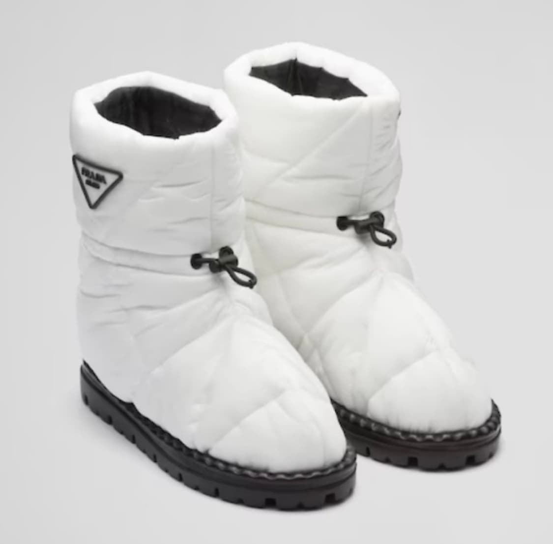[새상품,정가170만원대] 프라다 나일론 퀄티드 패딩 부츠 상품이미지6