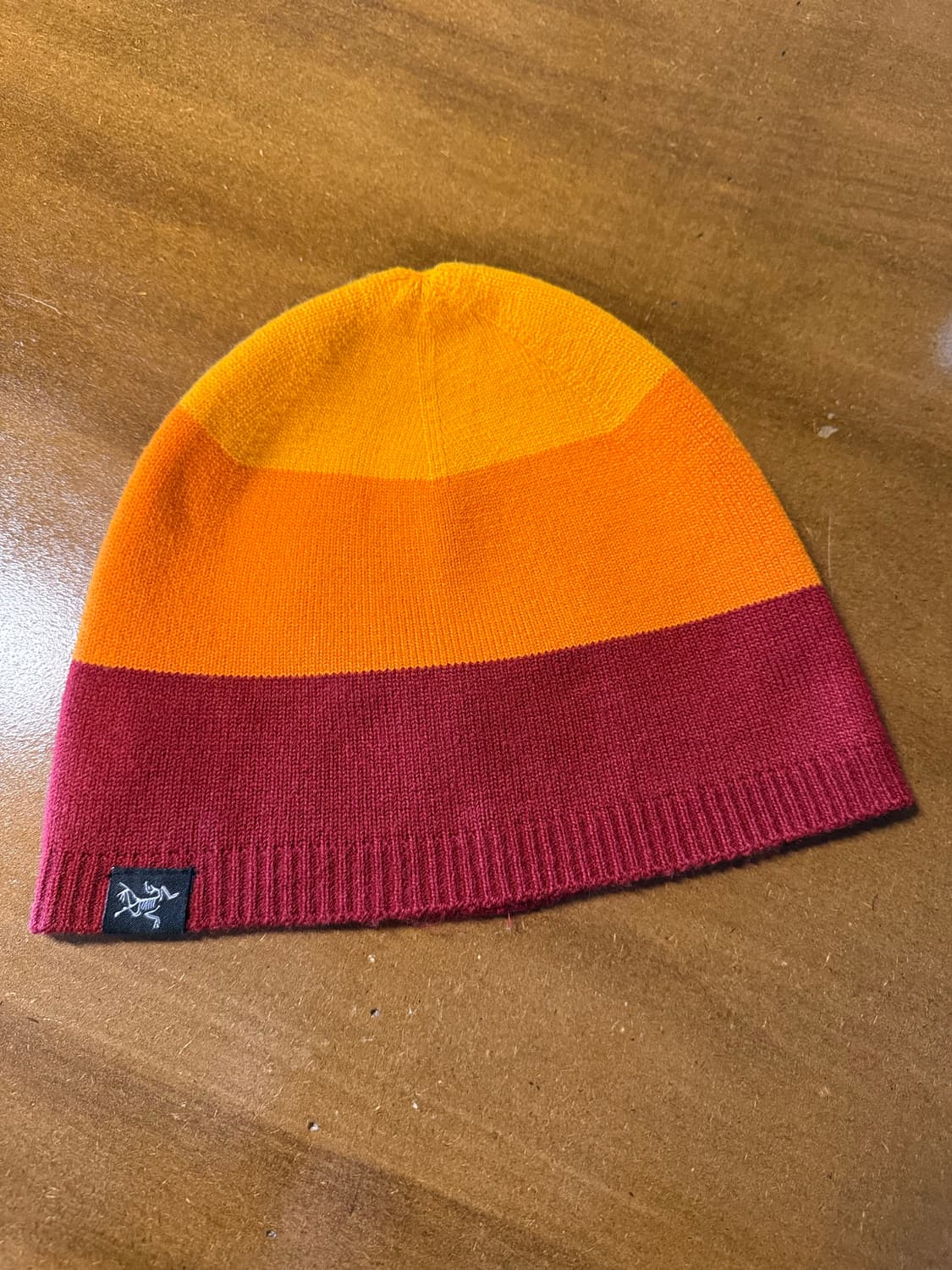 아크테릭스 ARCTERYX 컬러 블록 비니 오렌지 버건디 FREE 상품이미지1