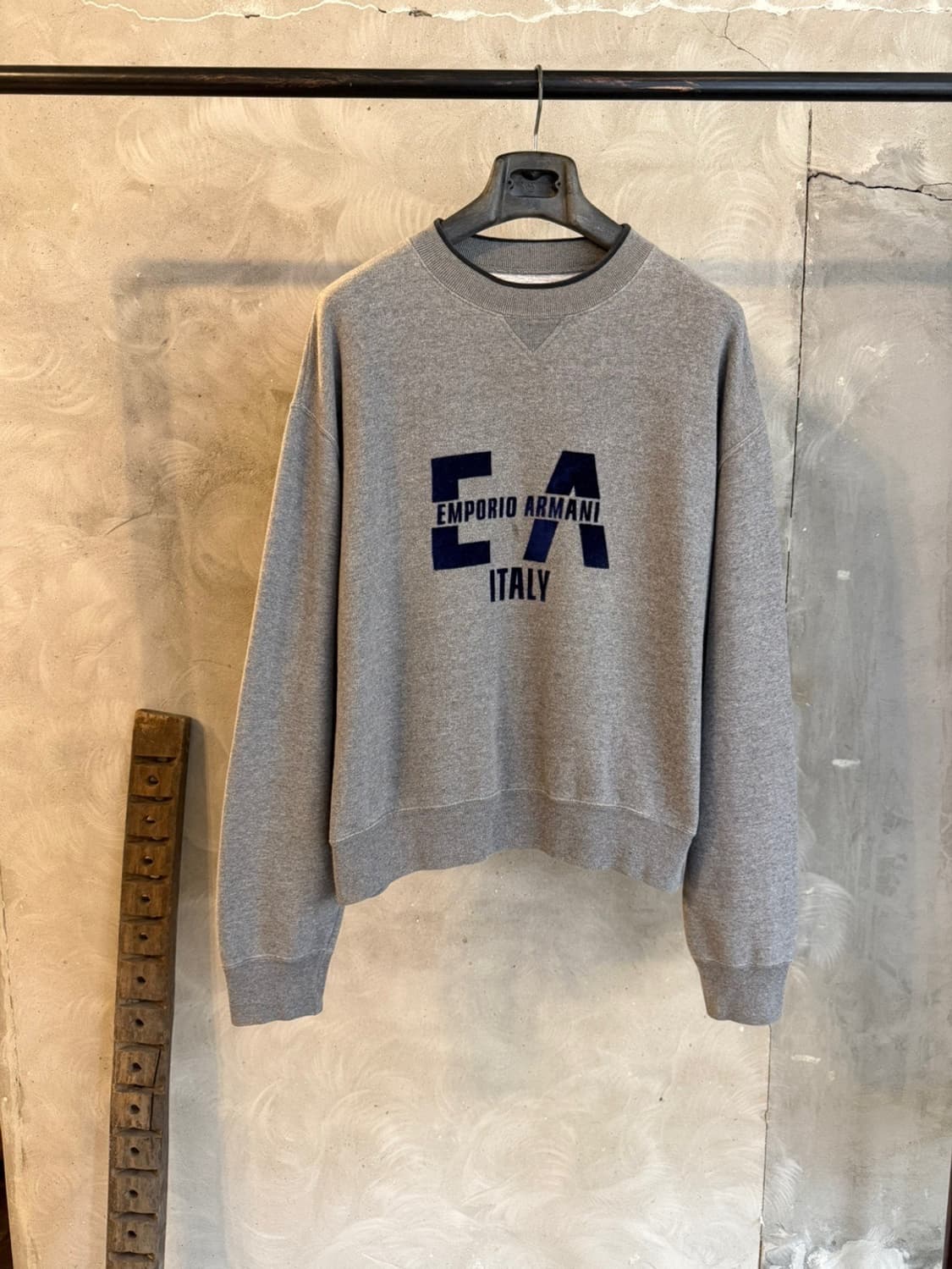 엠포리오 아르마니 맨투맨 105 상품이미지1