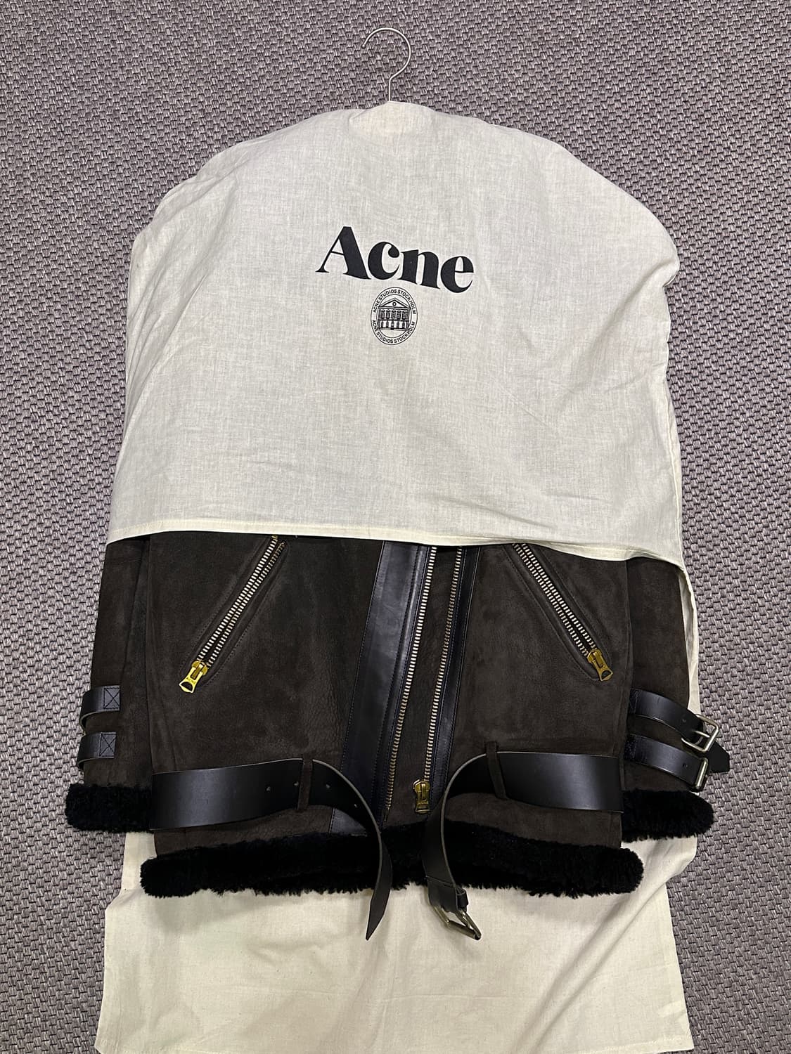 아크네 스튜디오 벨로시티 무스탕 34 상품이미지9