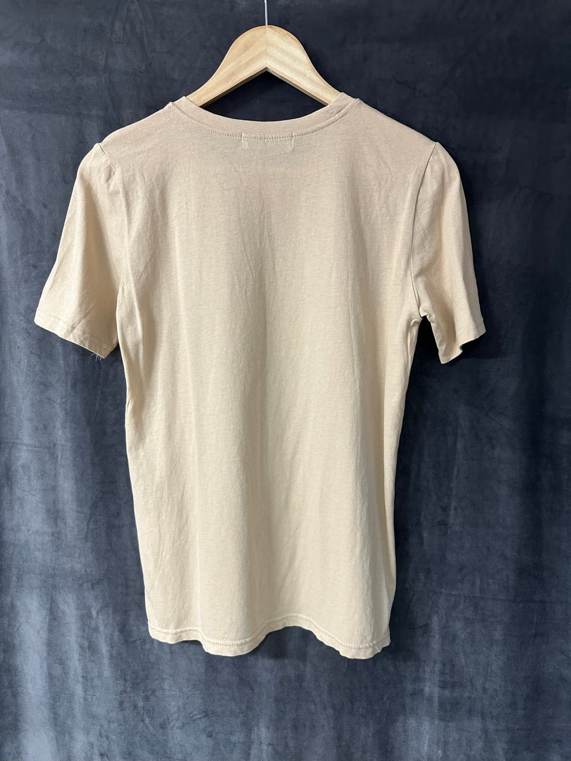 스누피 프린팅 베이지 반팔 티셔츠 FINE CASHMERE M사이즈 상품이미지4