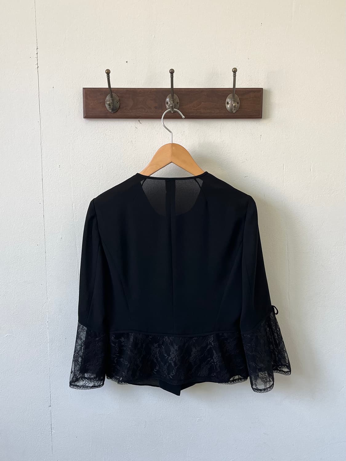 LIUMA 블랙 레이스 가디건 상품이미지3