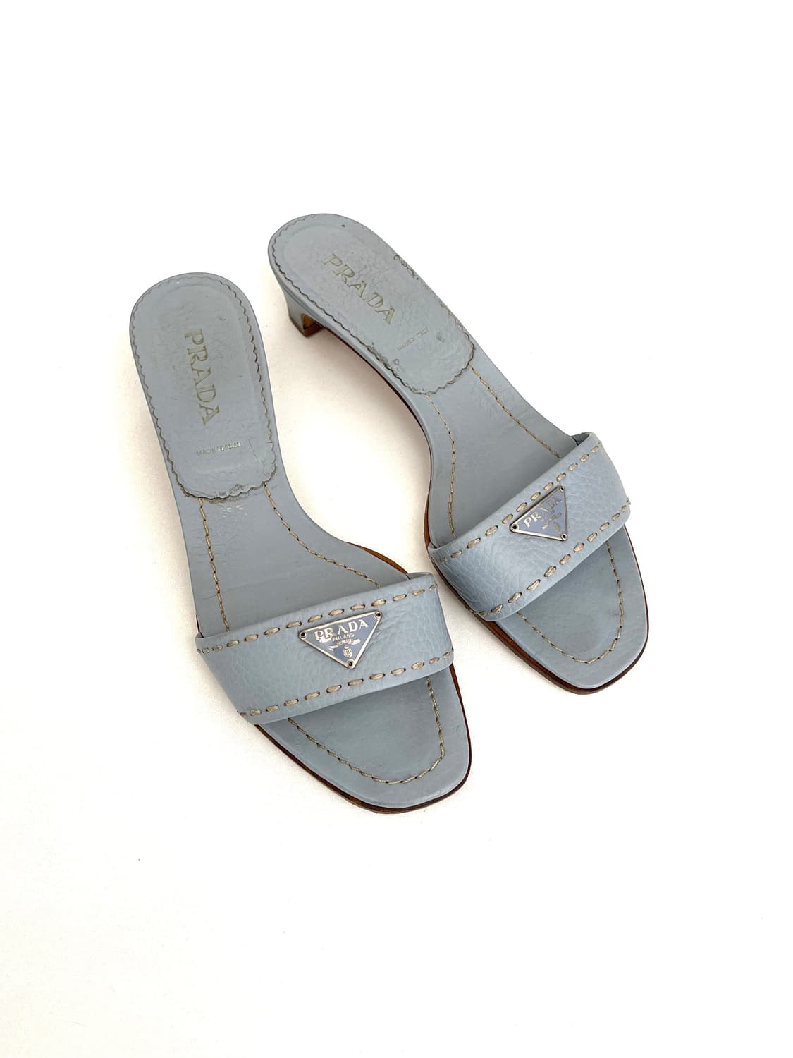 프라다 레더 키튼힐 뮬 상품이미지1