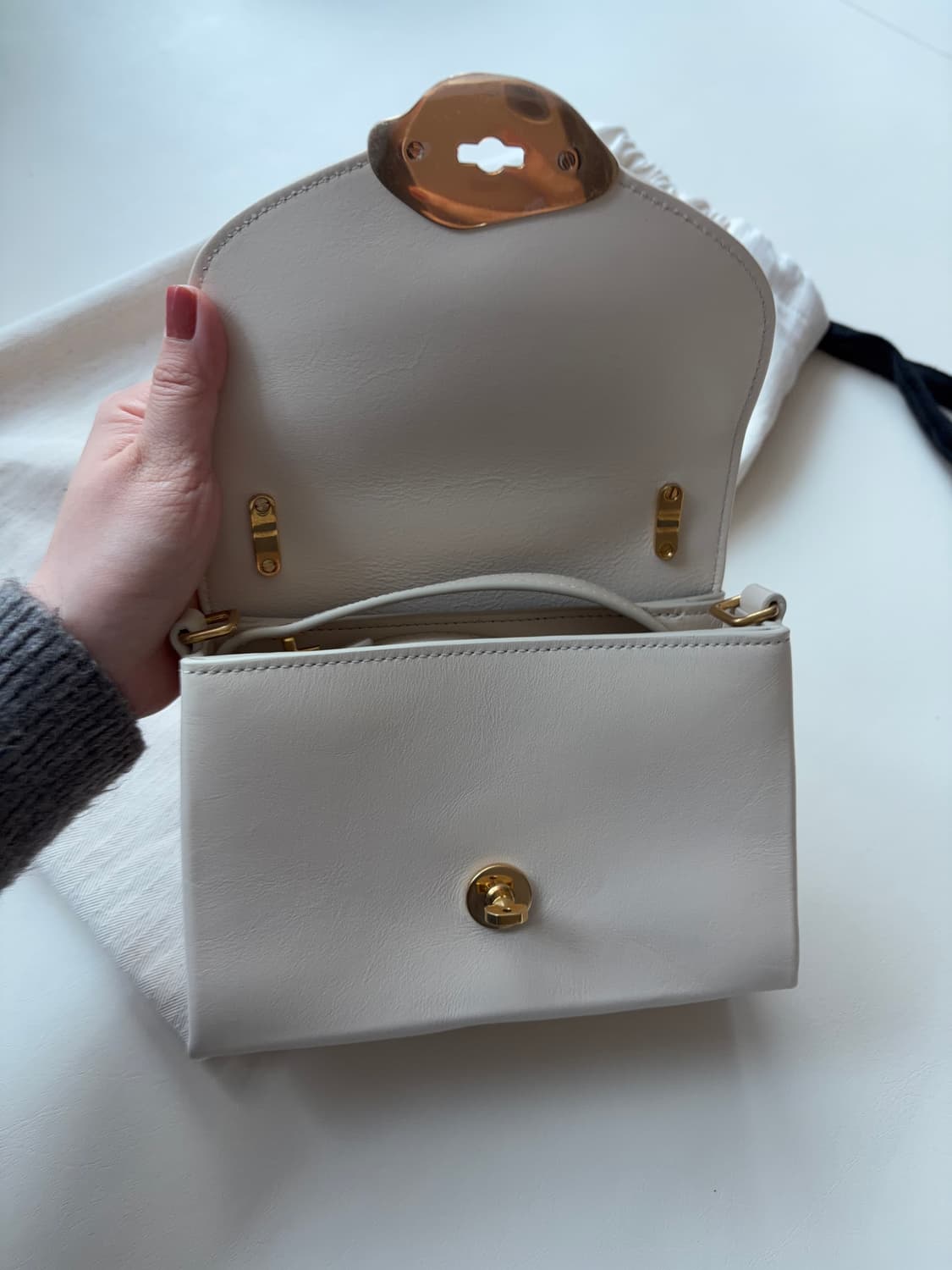 멀버리 스몰 라나 탑 핸들 에그쉘 상품이미지6