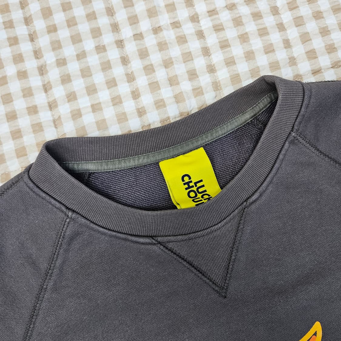 럭키슈에뜨 춘추 맨투맨 남자100 상품이미지2