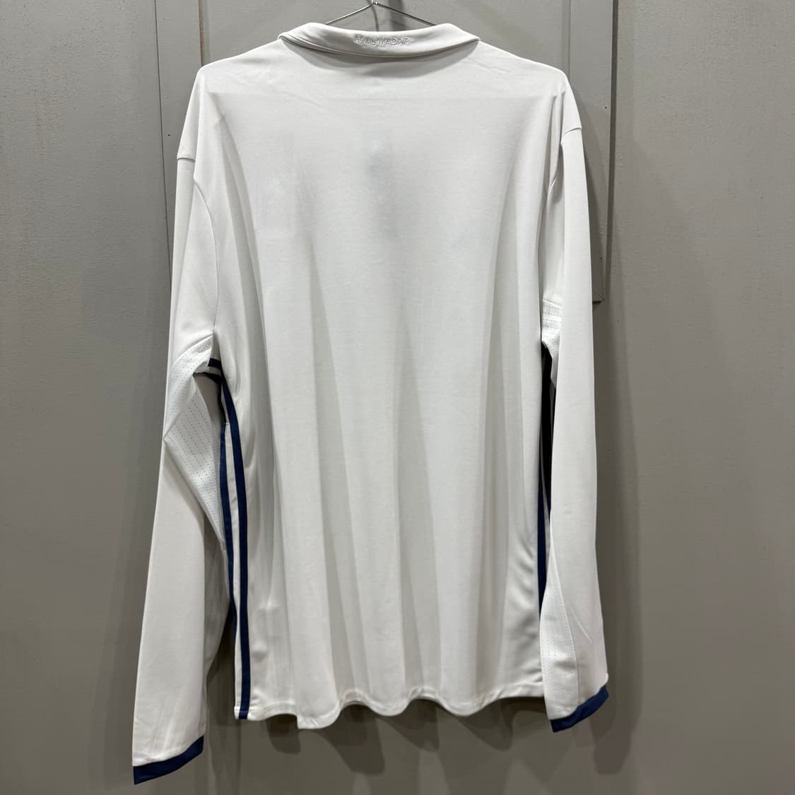 2XL 아디다스 레알마드리드 축구팀 레트로 유니폼 롱슬리브 긴팔 카라 티 상품이미지2