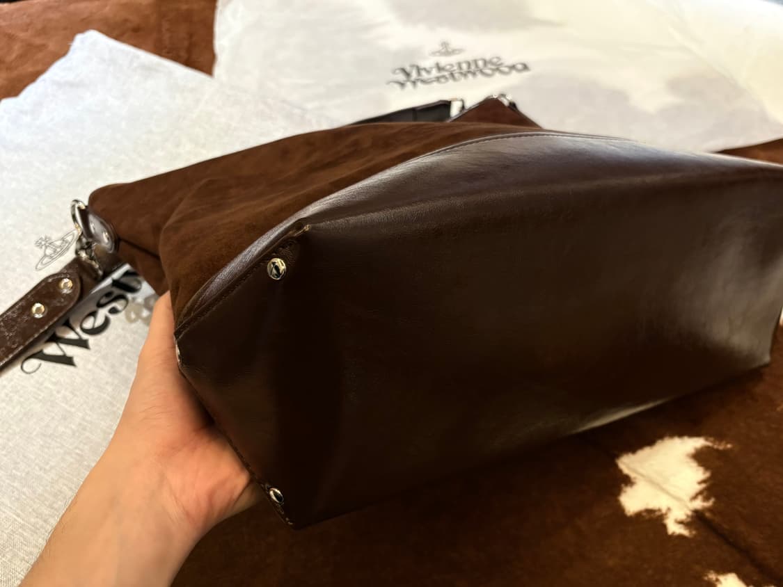 비비안웨스트우드 브라운 낸시 호보백 숄더백 상품이미지7