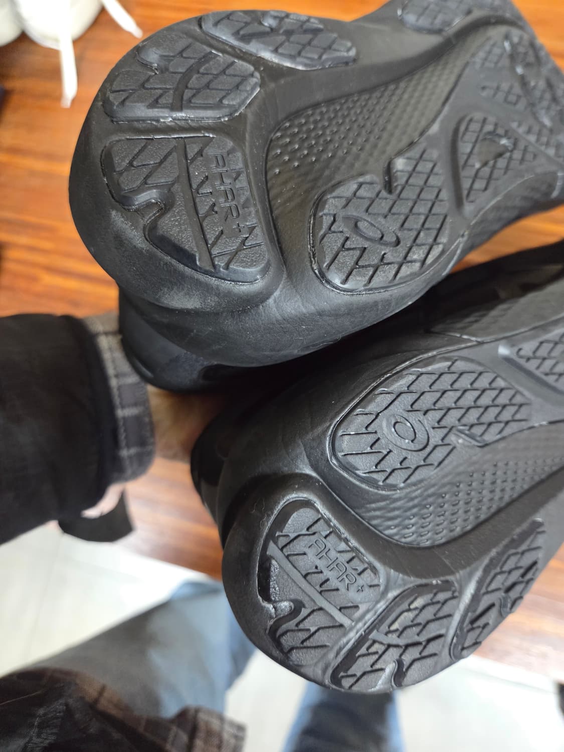 아식스 젤카야노 30 트리플블랙 290 상품이미지9