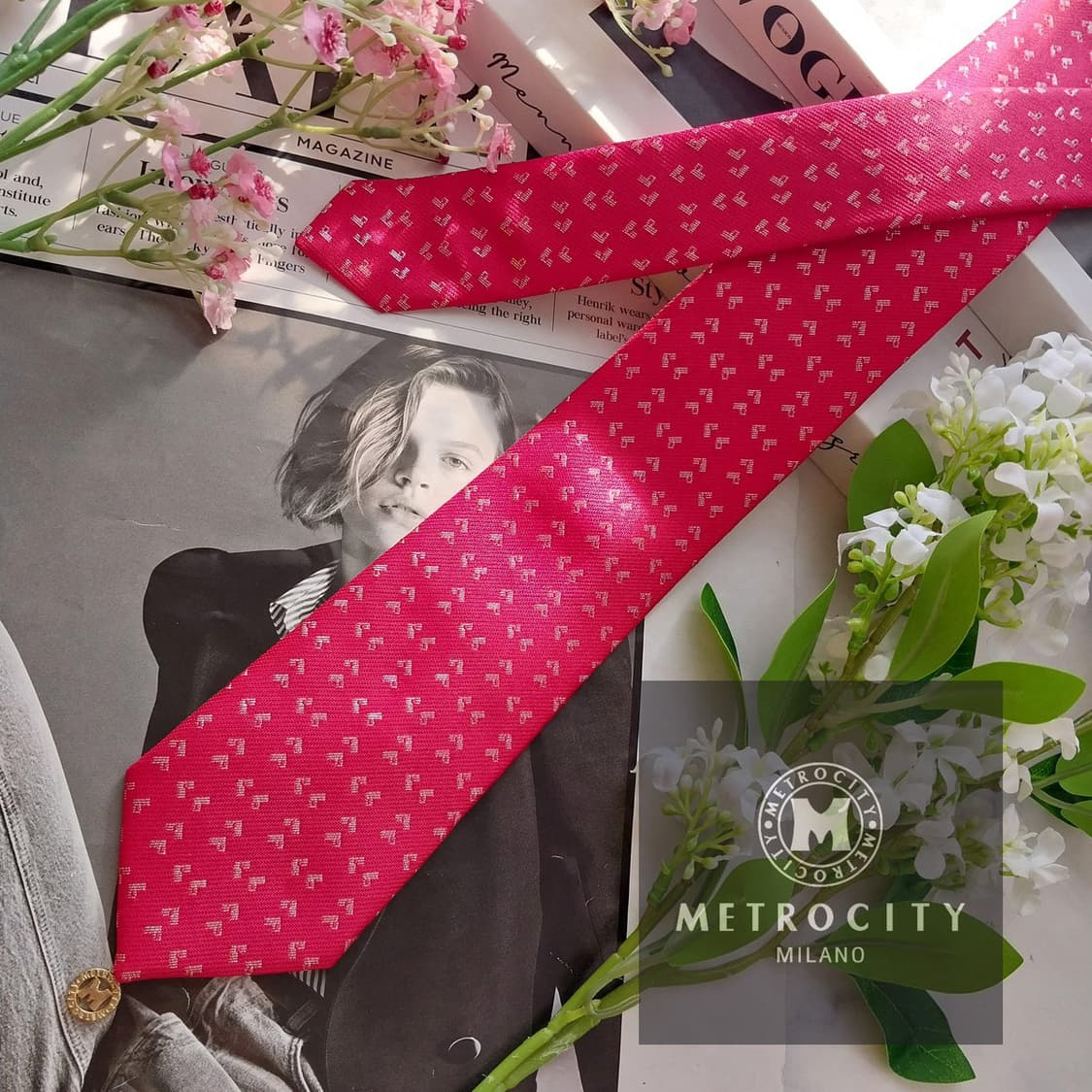 메트로시티 레드 자카드 패턴 넥타이 7.1cm A+등급 K2003
 상품이미지1