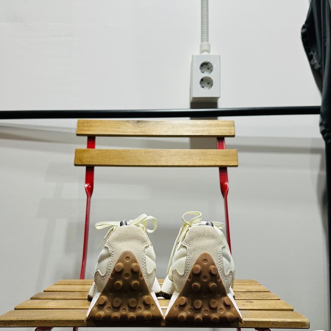 250) 뉴발란스 운동화 남녀공용 신발 327 아이보리 상품이미지4