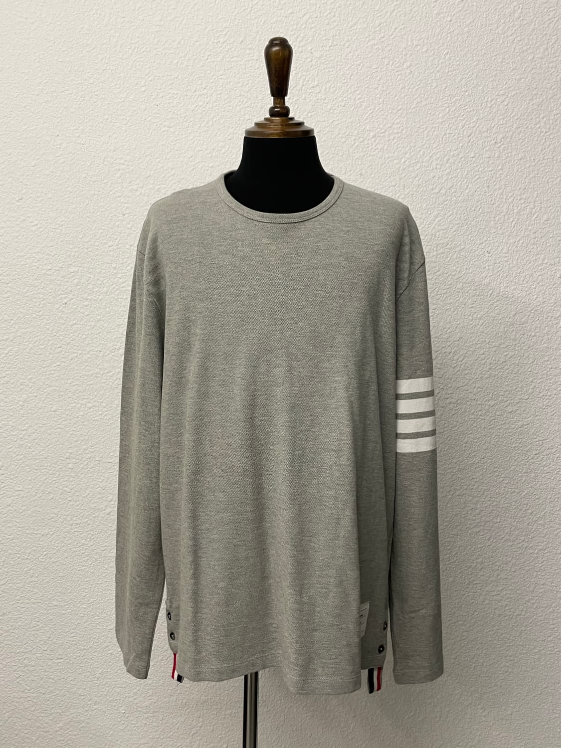 톰브라운 라운드 티셔츠 사이즈 5 상품이미지1