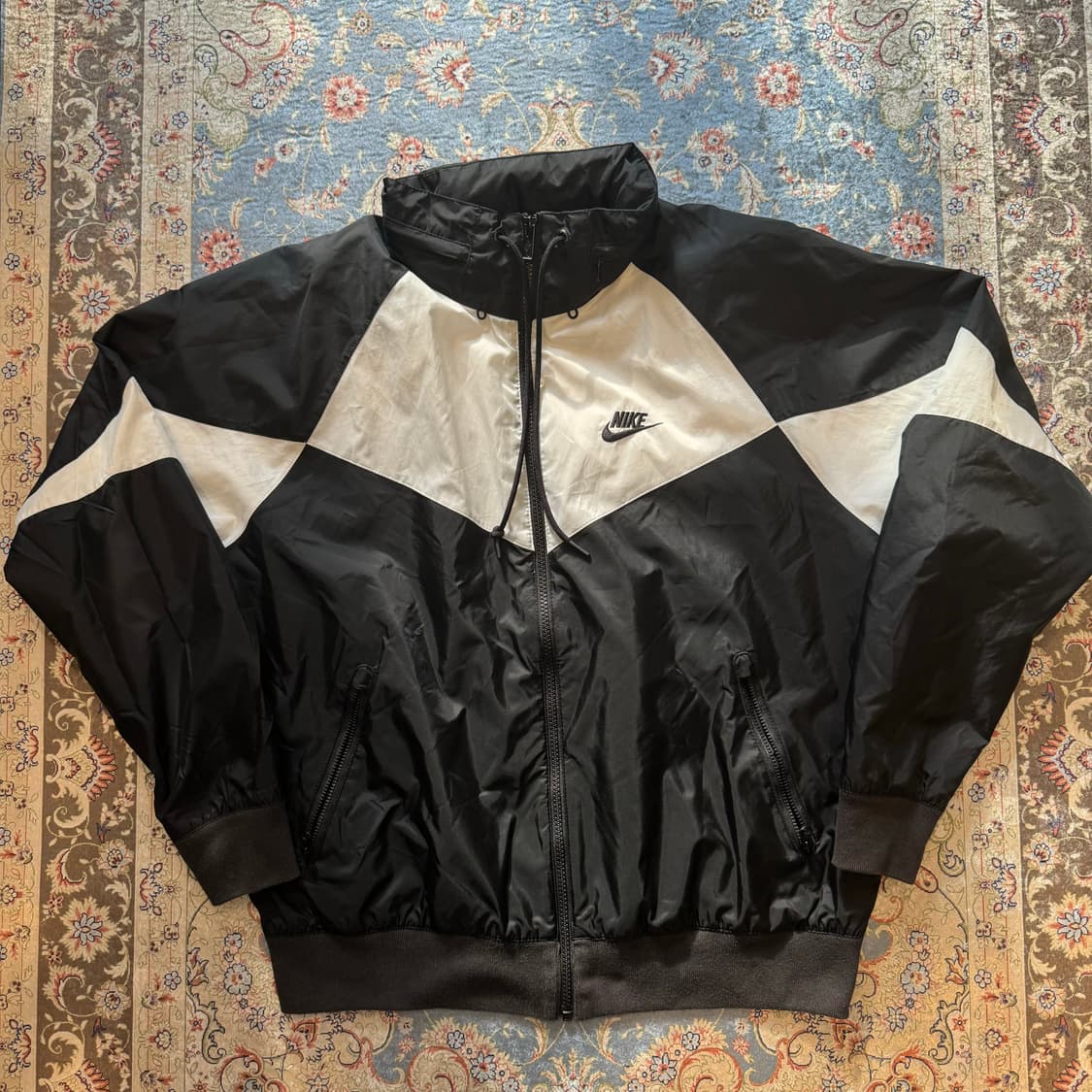 나이키 윈드러너 빅 스우시 바람막이 상품이미지4