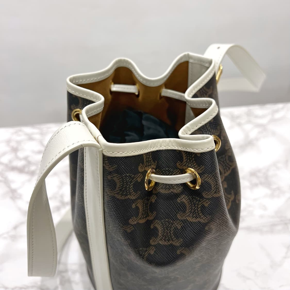 CELINE 셀린느 트리오페 스트링 버킷백 상품이미지6