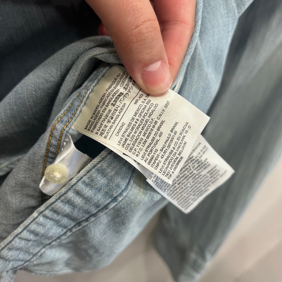 리바이스 더블포켓 연청 웨스턴 데님셔츠 상품이미지4