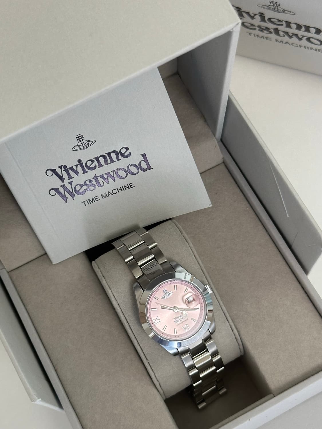 비비안웨스트우드 시계 핑크 펜처치 미사용 상품이미지1