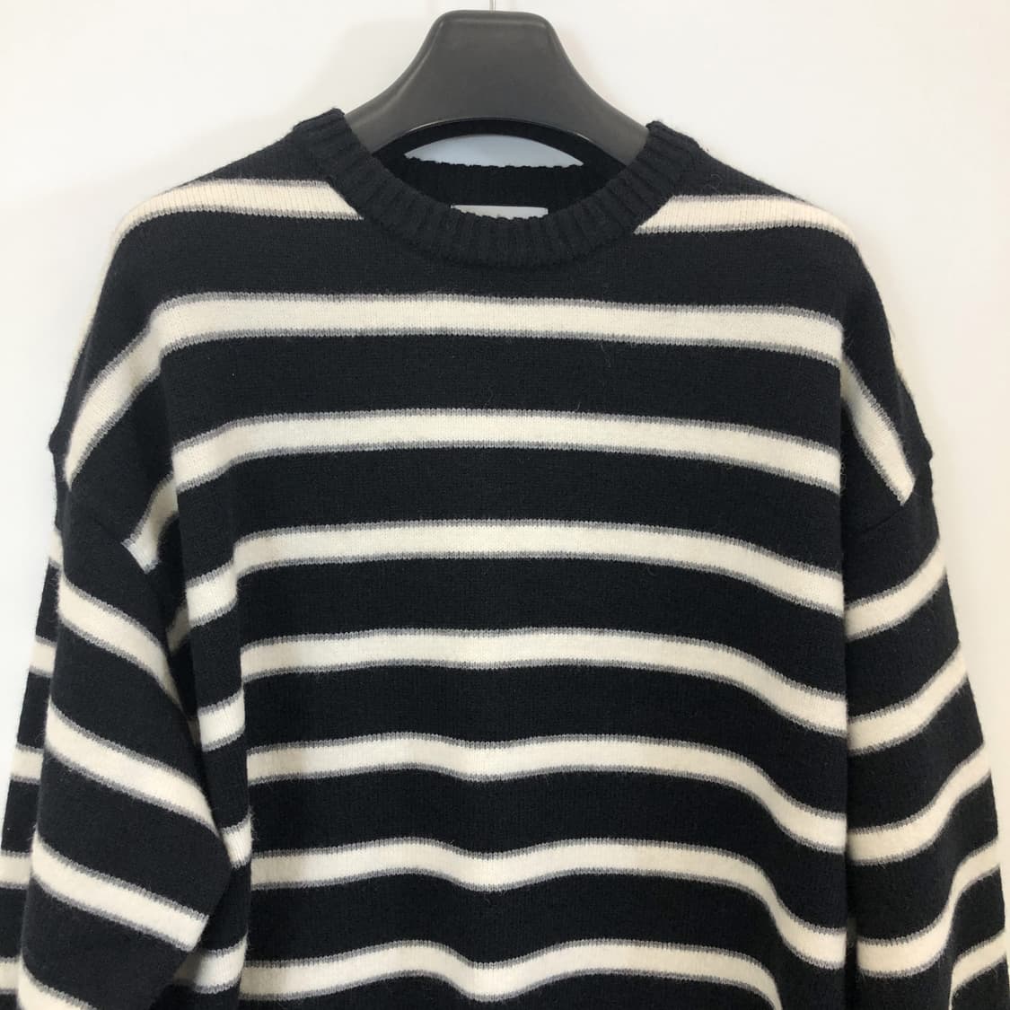 TNGT 청키 스트라이프 오버니트 105  상품이미지2