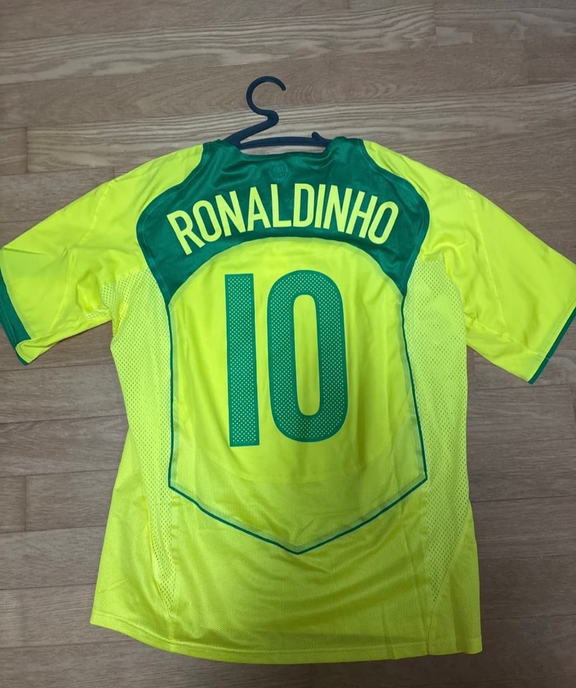 나이키 호나우지뉴 브라질 2004 토탈 90 리이슈 사커 레플리카 저지 상품이미지3