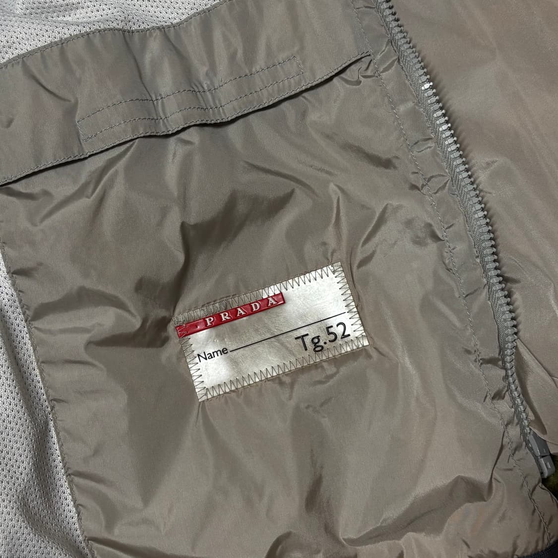 Prada sport 00s Nylon Jacket (52) 상품이미지5