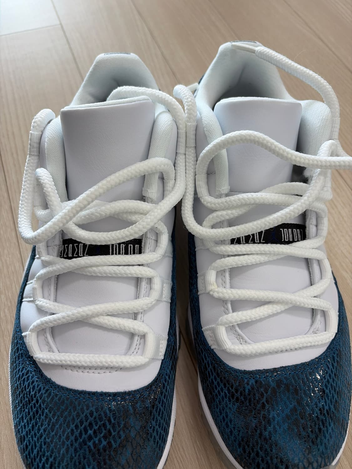 나이키 에어조던 11 레트로 로우 LE (네이비 뱀피) 상품이미지6