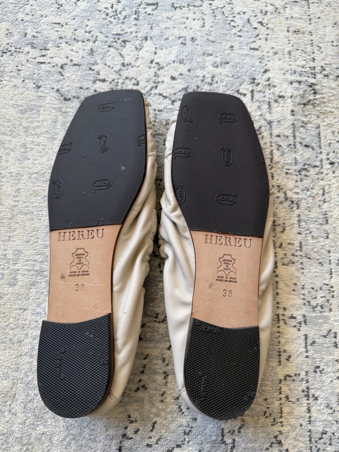 HEREU squretoe flat shoes 헤레우 플랫 상품이미지2