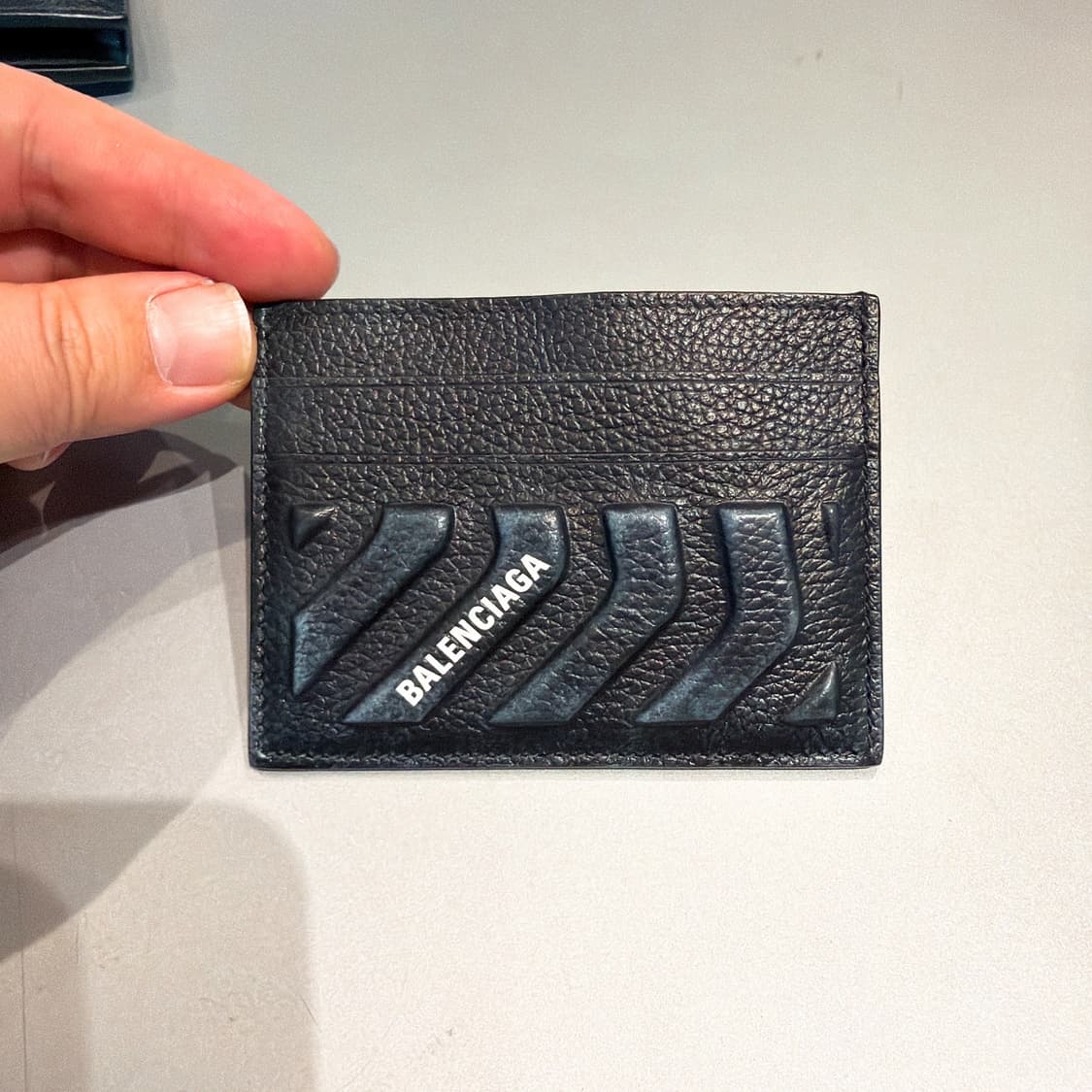 (정품/새상품) 발렌시아가 더티 이펙트 블랙 카 카드지갑 상품이미지1