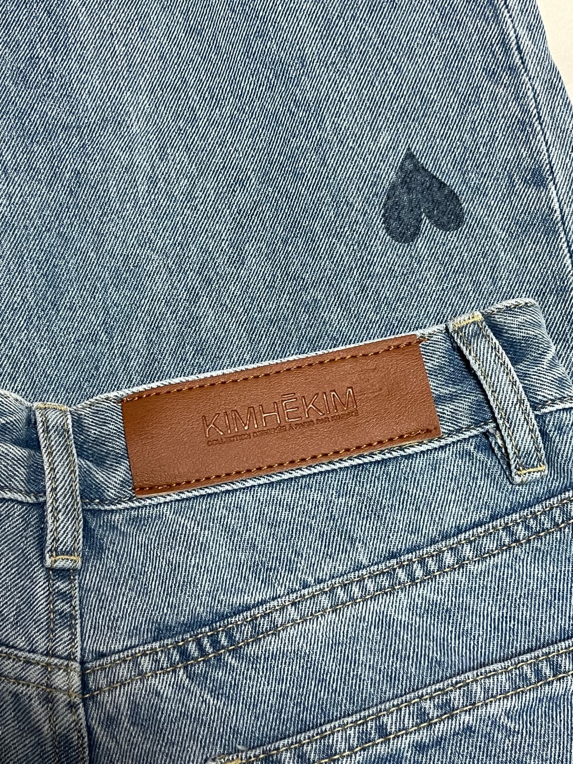 KIMHEKIM 킴해킴 하트 데님 와이드 팬츠 상품이미지8