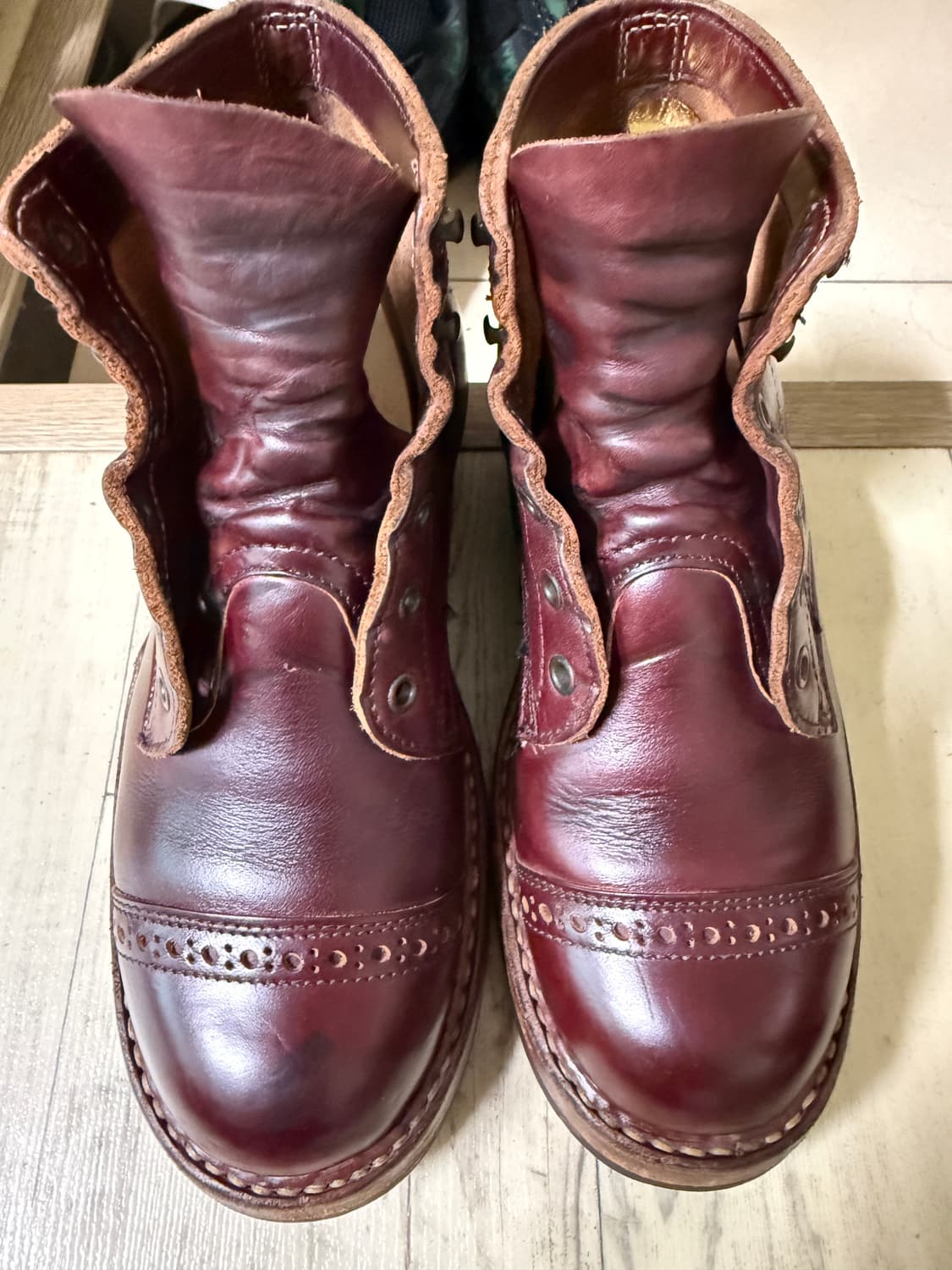 화이츠부츠 버건디 세미드레스 6e 상품이미지4