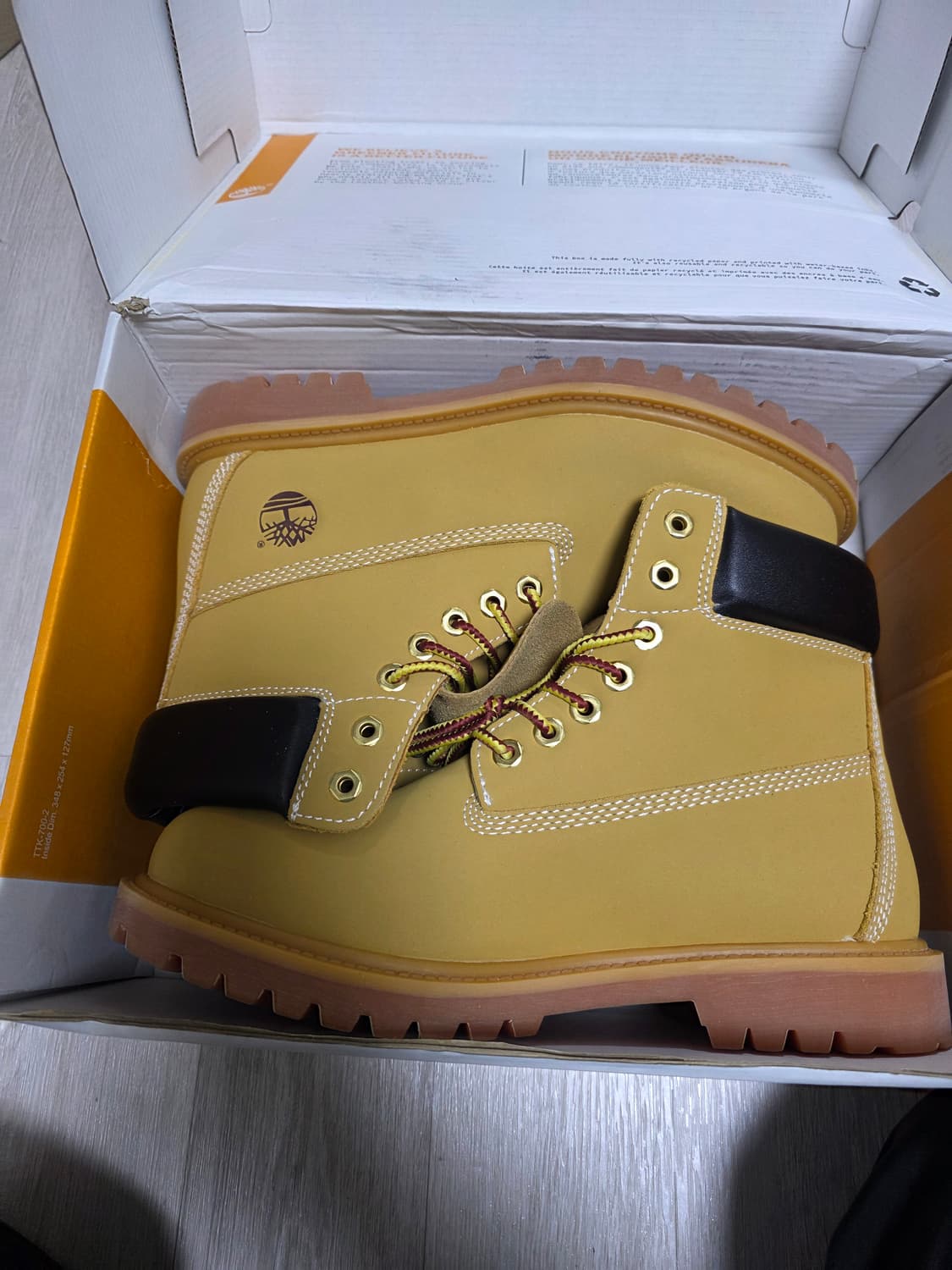 팀버랜드 6인치 부츠 260 8W 상품이미지1