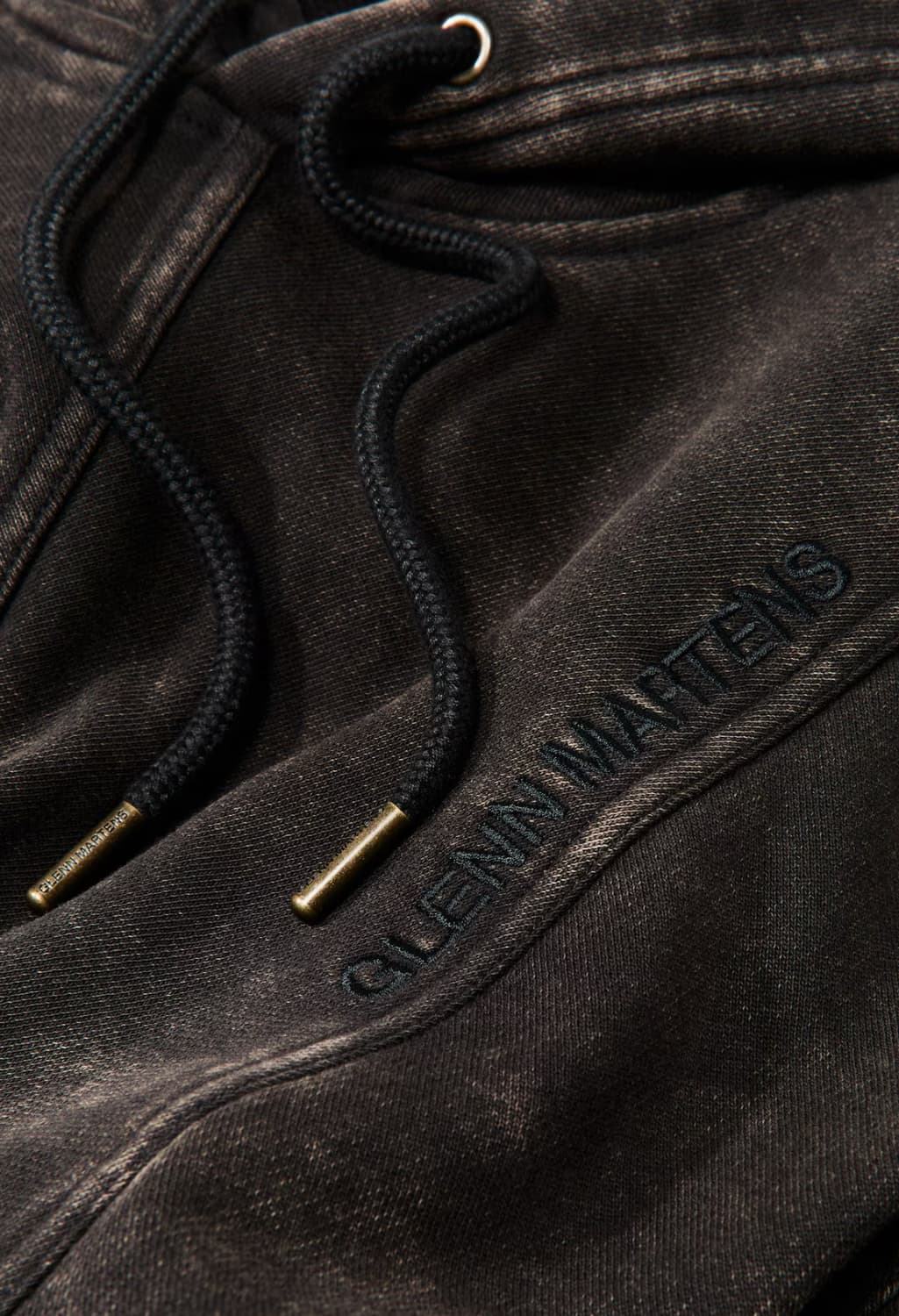 H&M 글렌마틴스 로고 후드티 다크브라운 상품이미지2