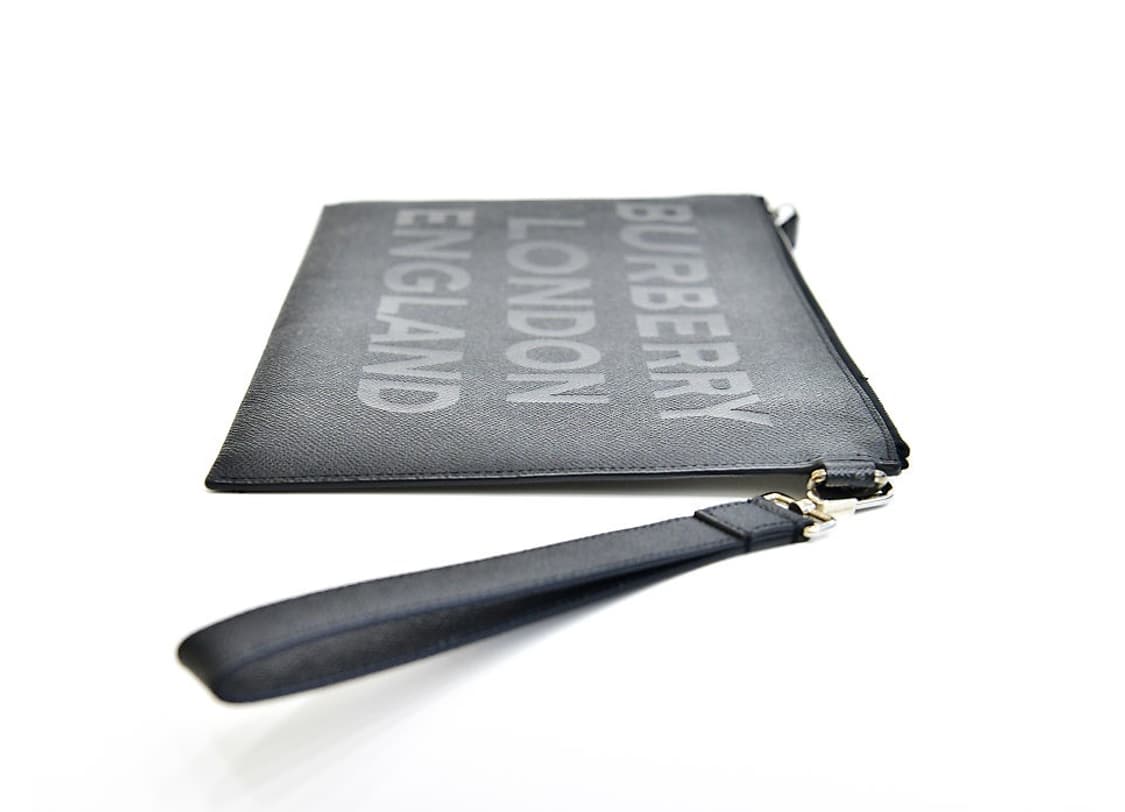 버버리 레더 클러치(정품) 상품이미지3