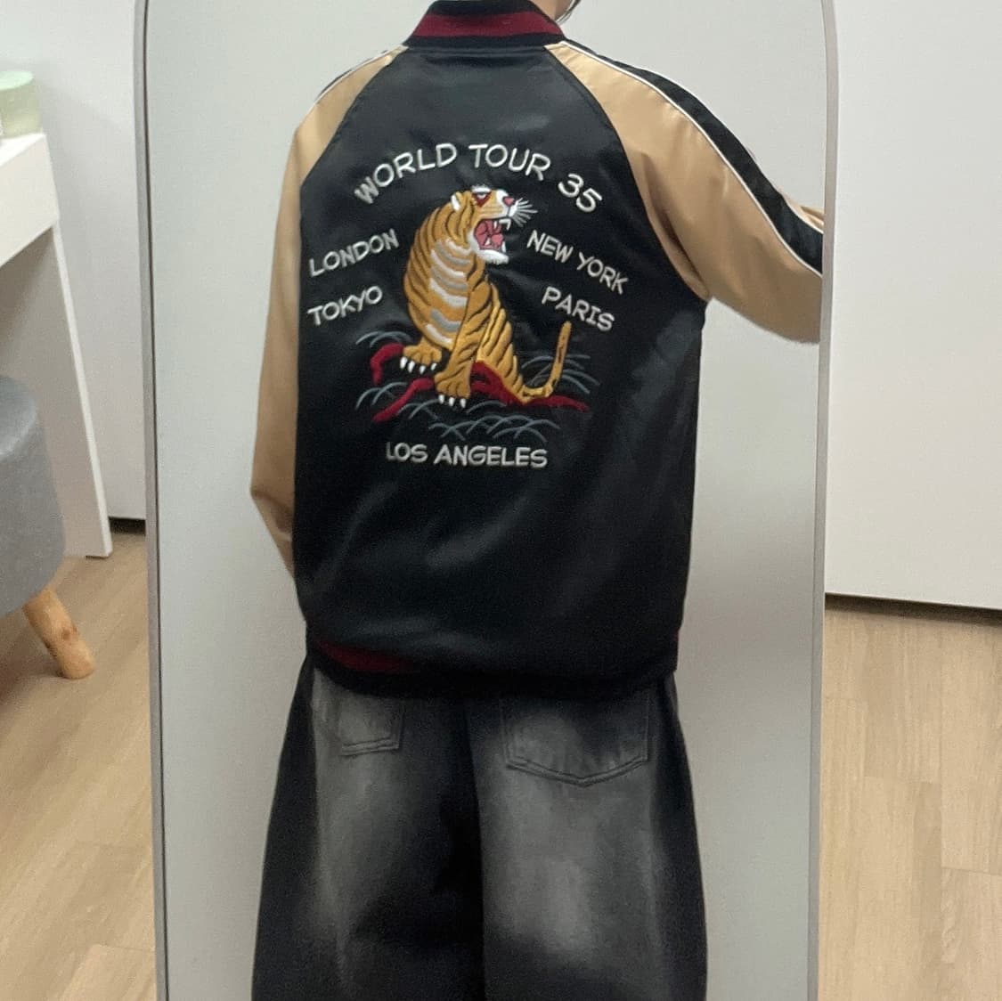 스투시 월드투어 35주년 스카쟌 자켓 상품이미지1