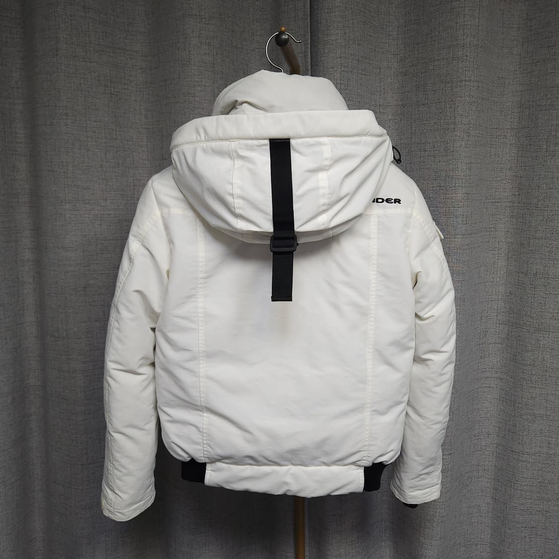 XS ) 아이더 스투키 다운 자켓 상품이미지5