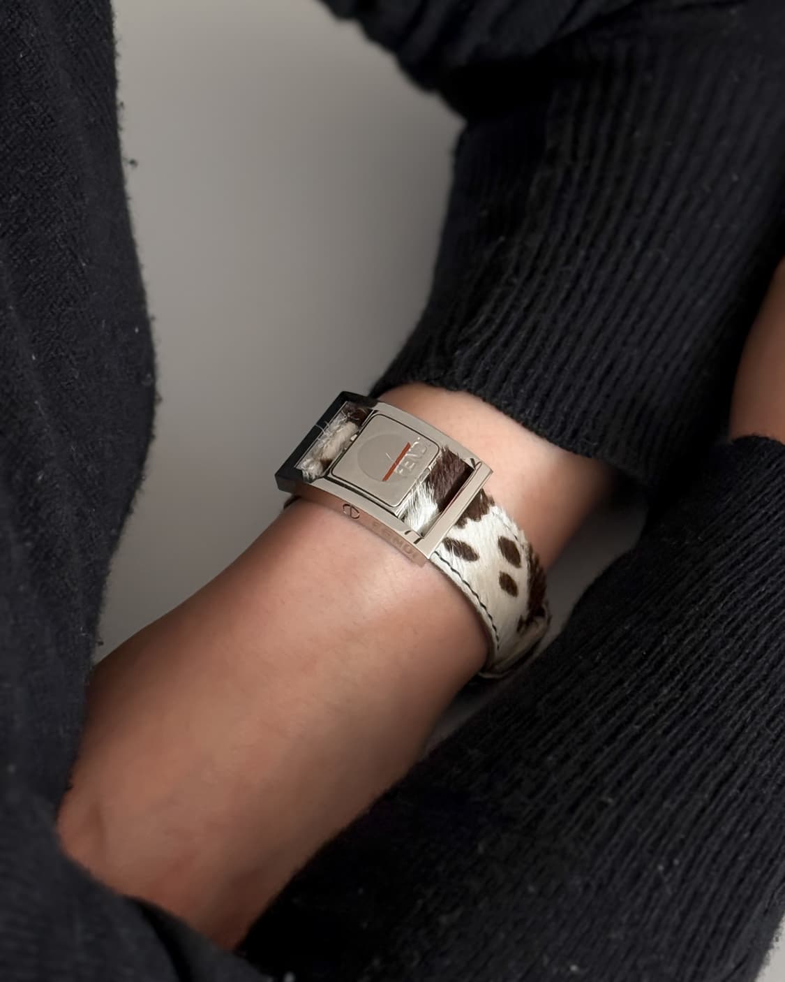 펜디 핑크 다이얼 시계 상품이미지5