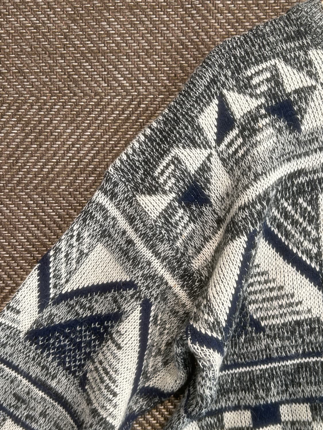 Jolly campa 패턴 니트 상품이미지5