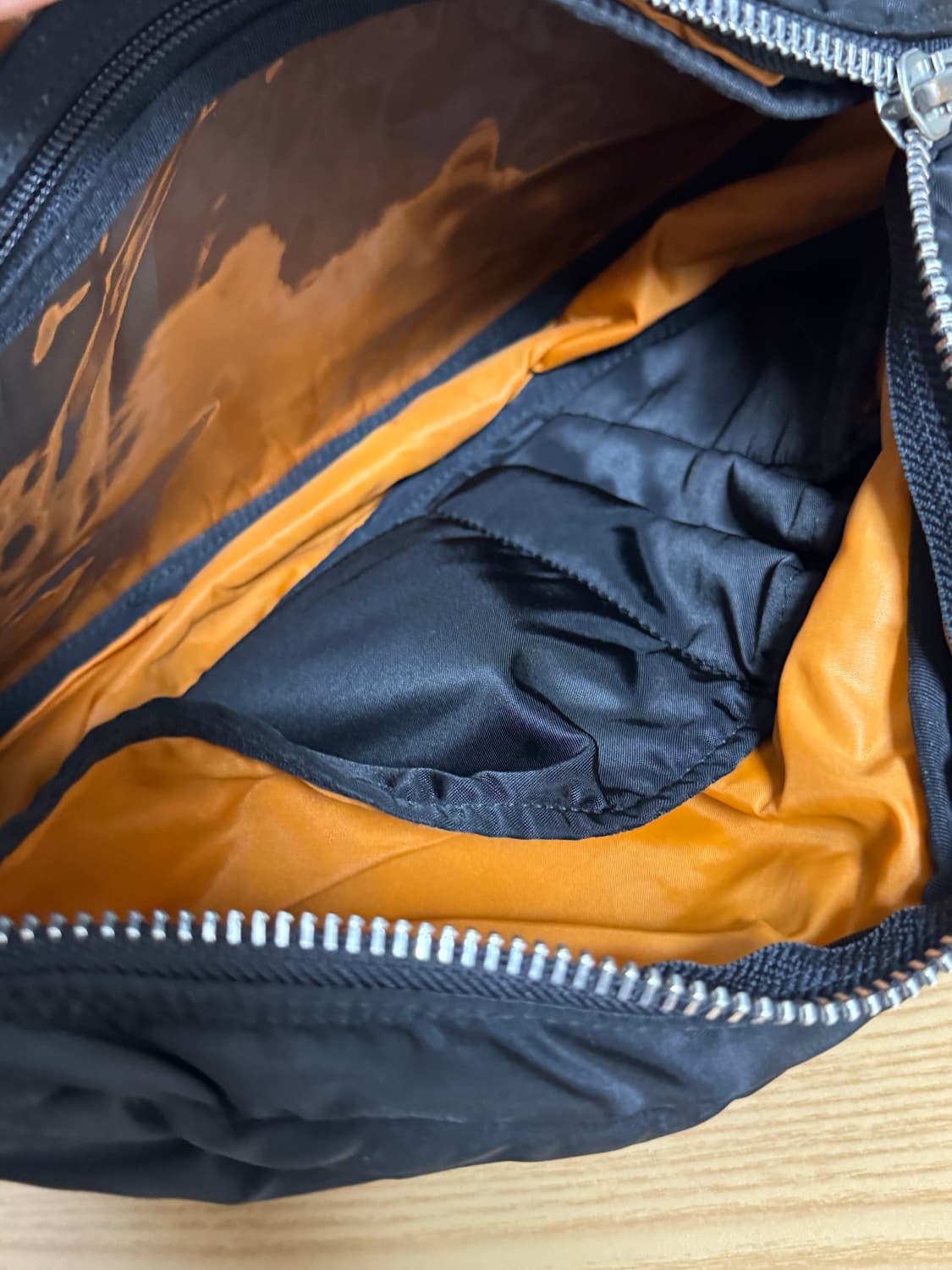 요시다포터 반달백 상품이미지4