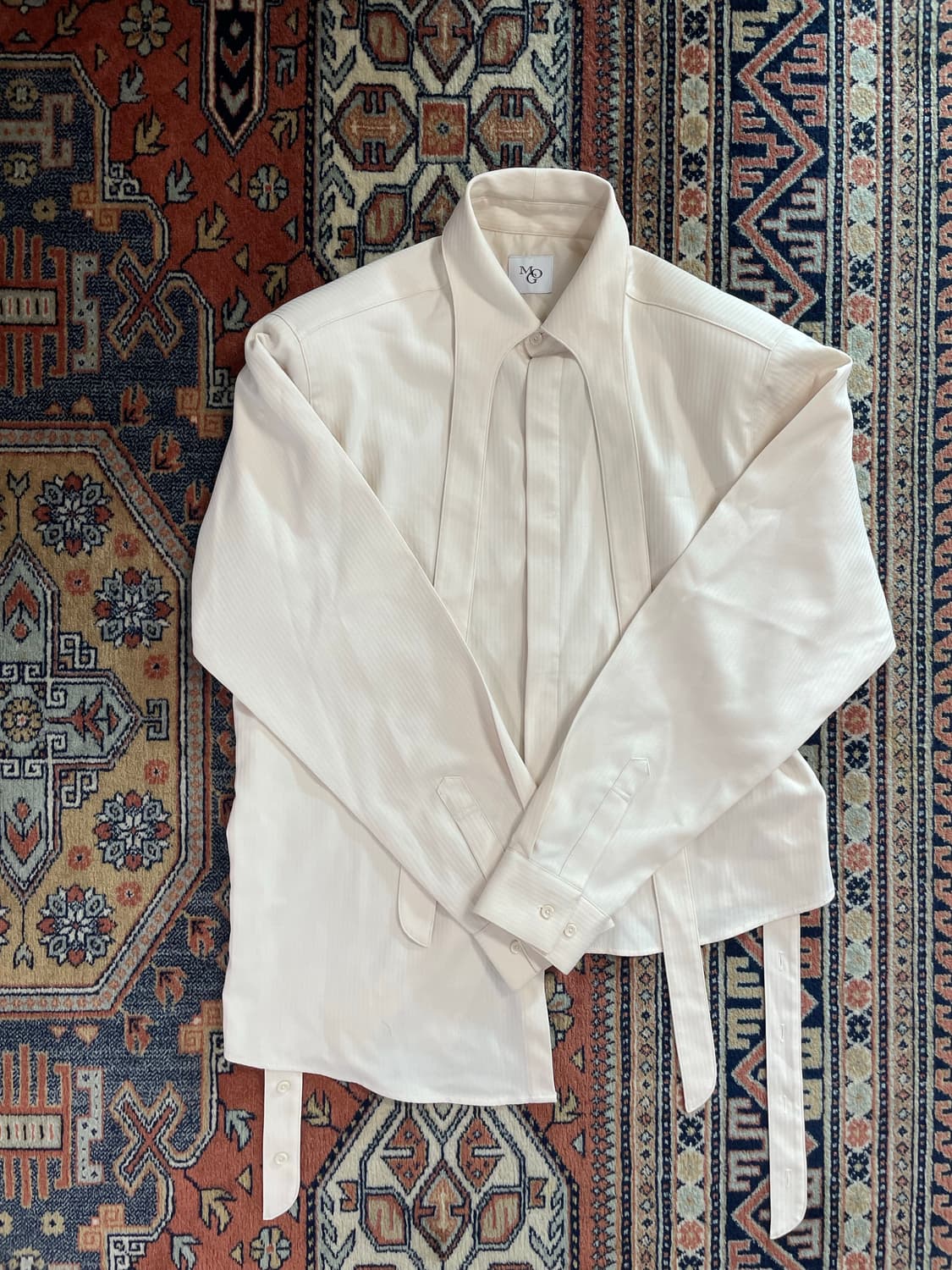 MGO 롱칼라 셔츠 상품이미지1