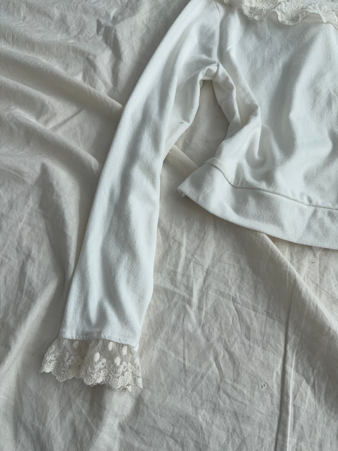 리즈리사 생크림 러블리 크롭 가디건 상품이미지7