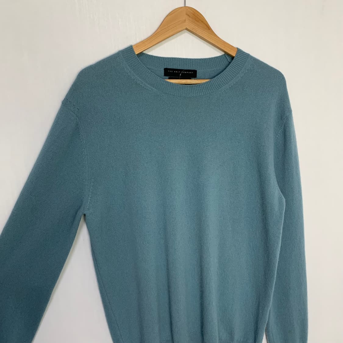 더니트컴퍼니 라운드넥 캐시미어 100 니트 소라 블루 M 남녀공용 상품이미지3