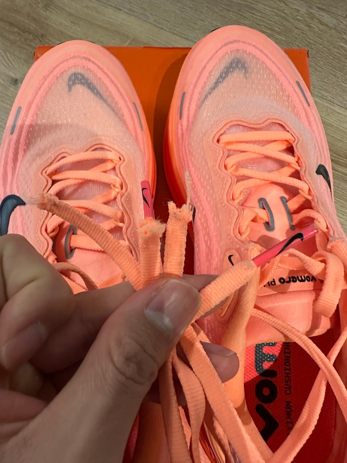 나이키 보메로 플러스 265mm 1회착 상품이미지4